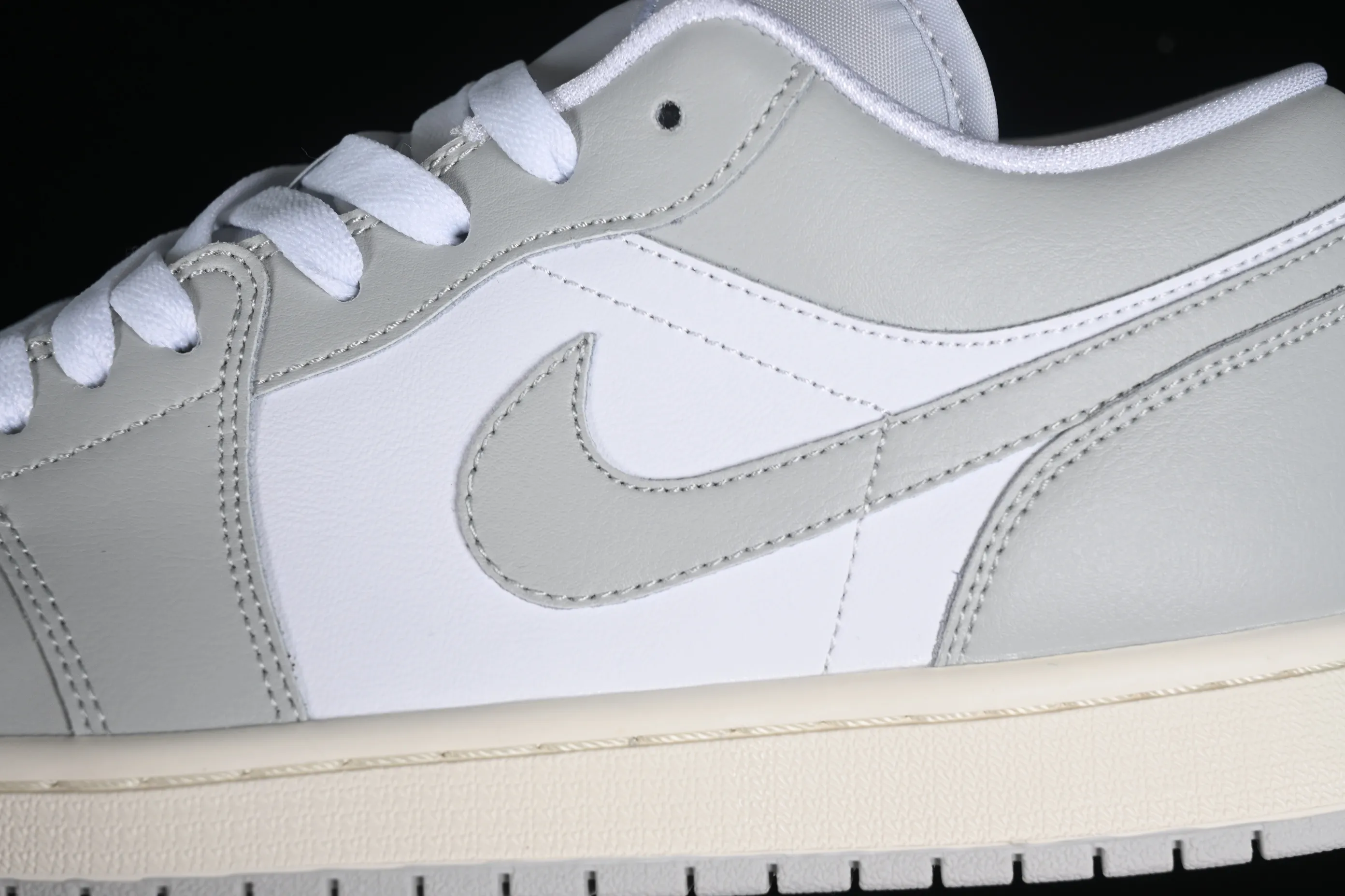 All categories Air Jordan Jordan series basketball shoes Air Jordan 1 Low Air Jordan 1 Low AJ1 Joe 1 white gray low-top cultural basketball shoes DC0774-103